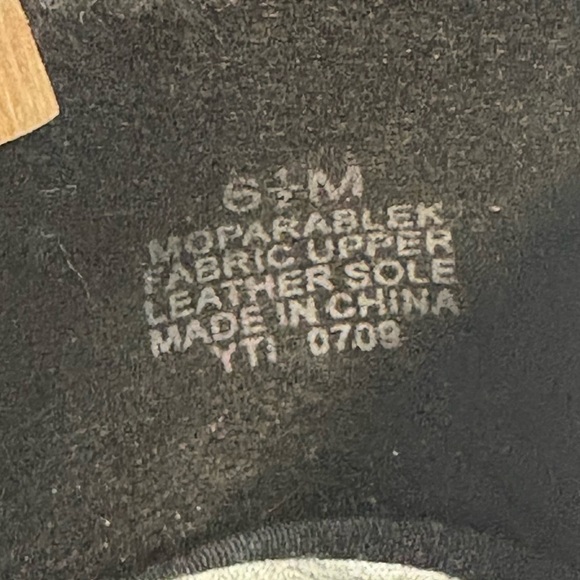 Mootsies Tootsies Black Twist Peep-Toe Heels Size 6.5 - Picture 8 of 8